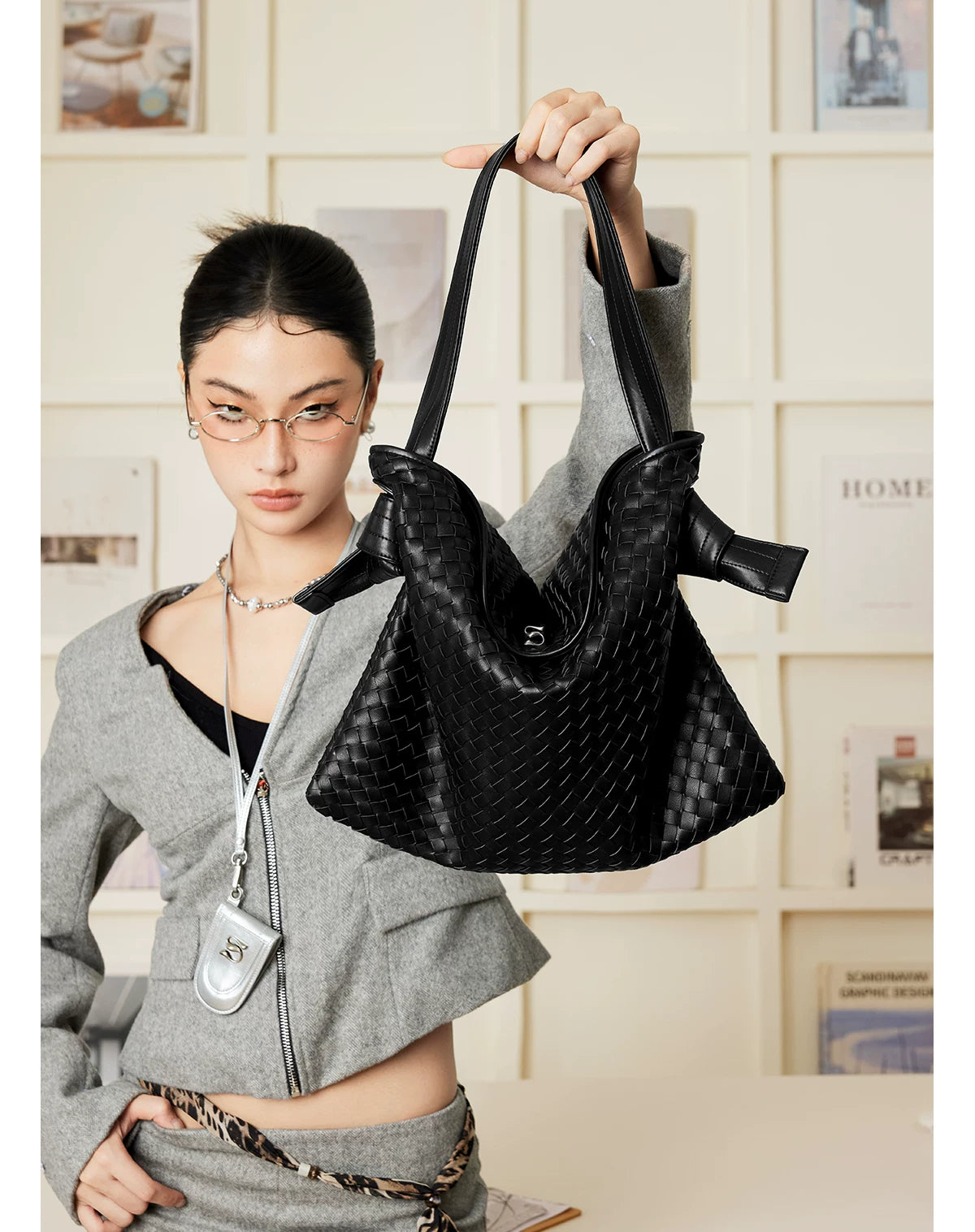 SmoSmos Vintage Woven Shoulder Underarm Bag
