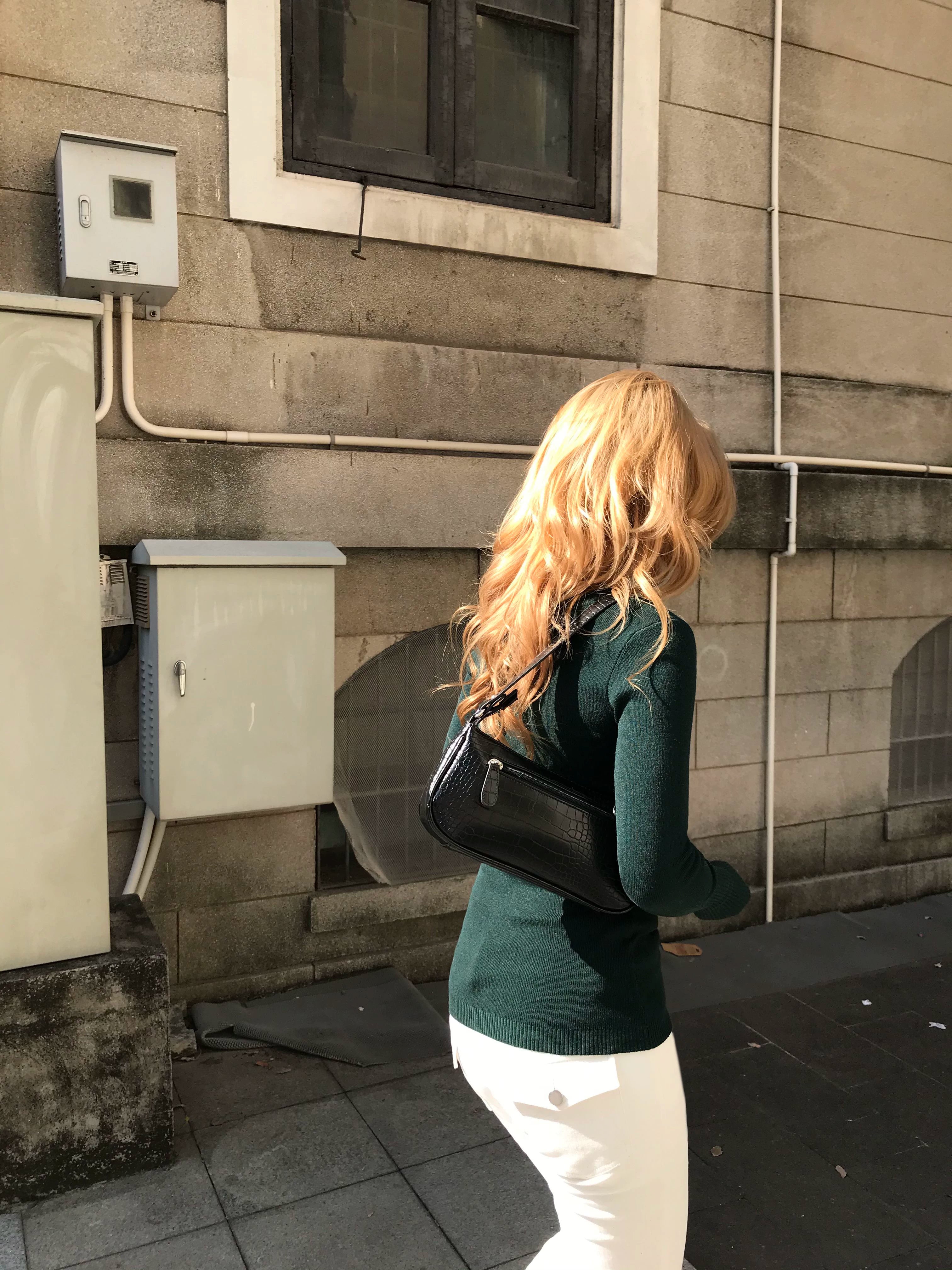 Audwyn Wool-blend V-neck Slim-knit Sweater