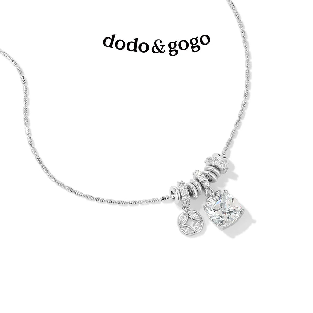 DODOGOGO Streamer Entanglement Necklace