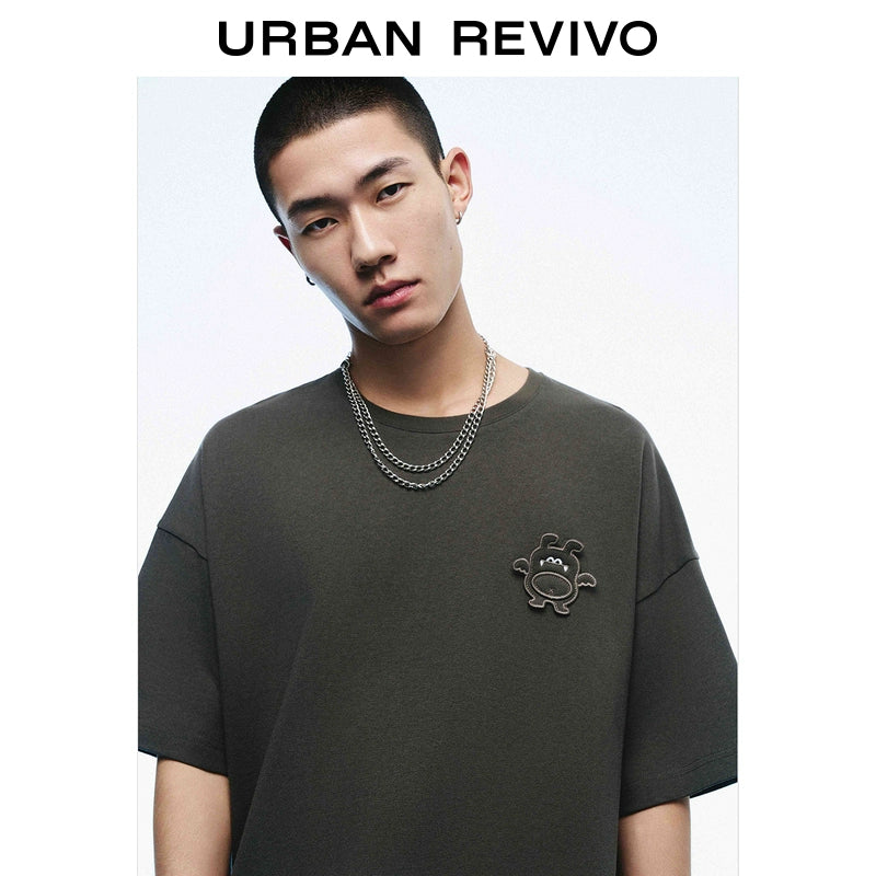 URBAN REVIVO Casual 3D Pattern Cotton Tee