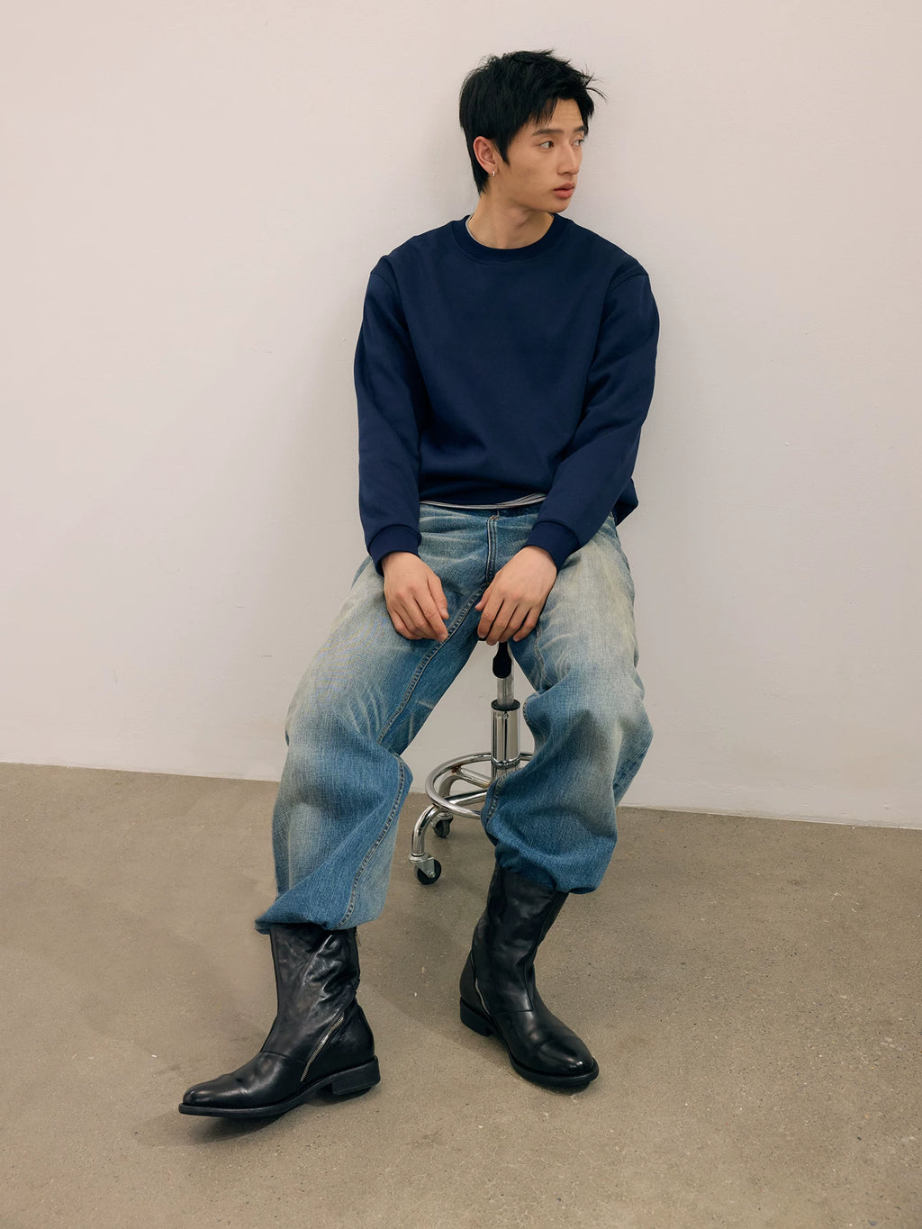 NO LOGO Diagonal Zipper Leather Pleated Heightening Pointed Chelsea Boots