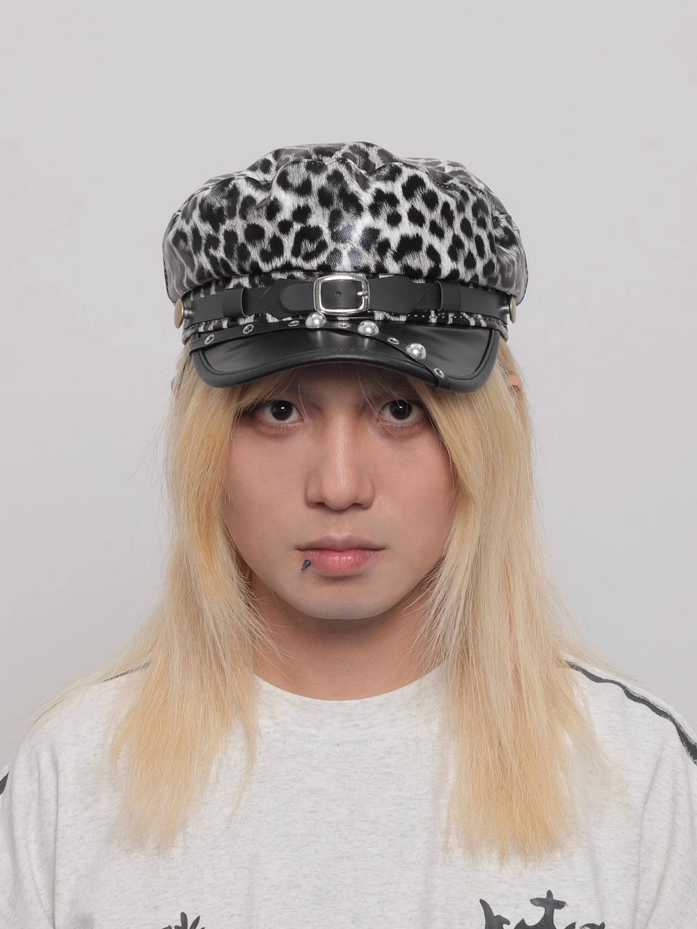 WORLDWIDE  Punk Leopard Rivet Leather Buckle Babes Beret
