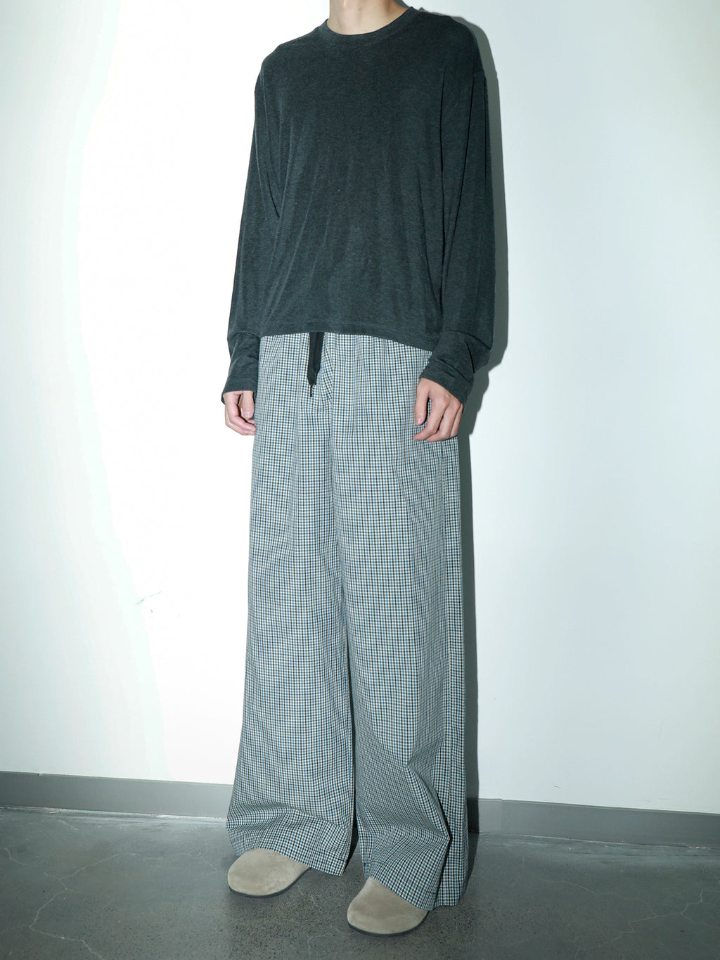 PLUS NO LOGO Crew Neck Bottom Drape Long Sleeve