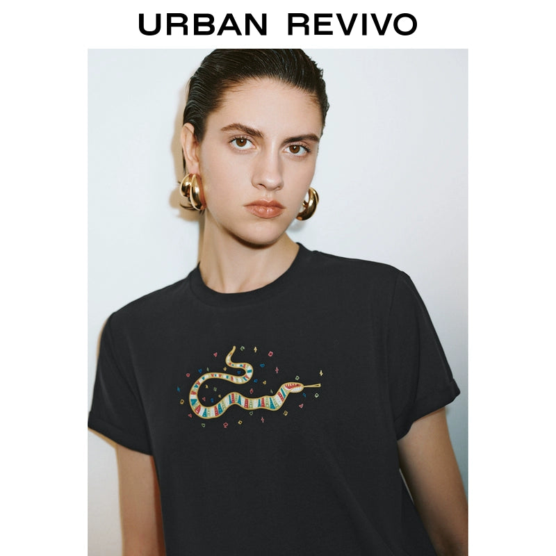URBAN REVIVO Fun Casual Embroidery Curled Short Sleeve Tee