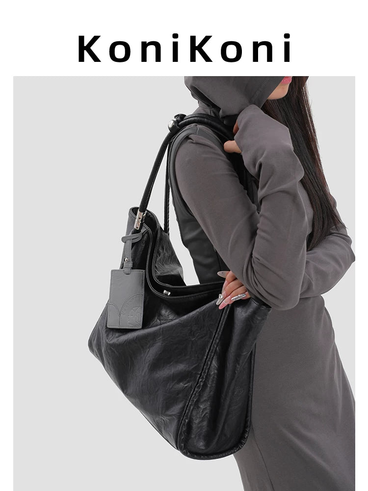 KoniKoni Leather Niche Shoulder Bag