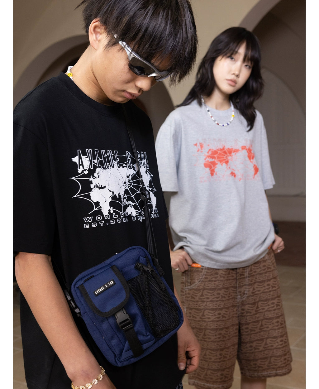 AVENUESON Two-color Internet Map Print LOGO Tee