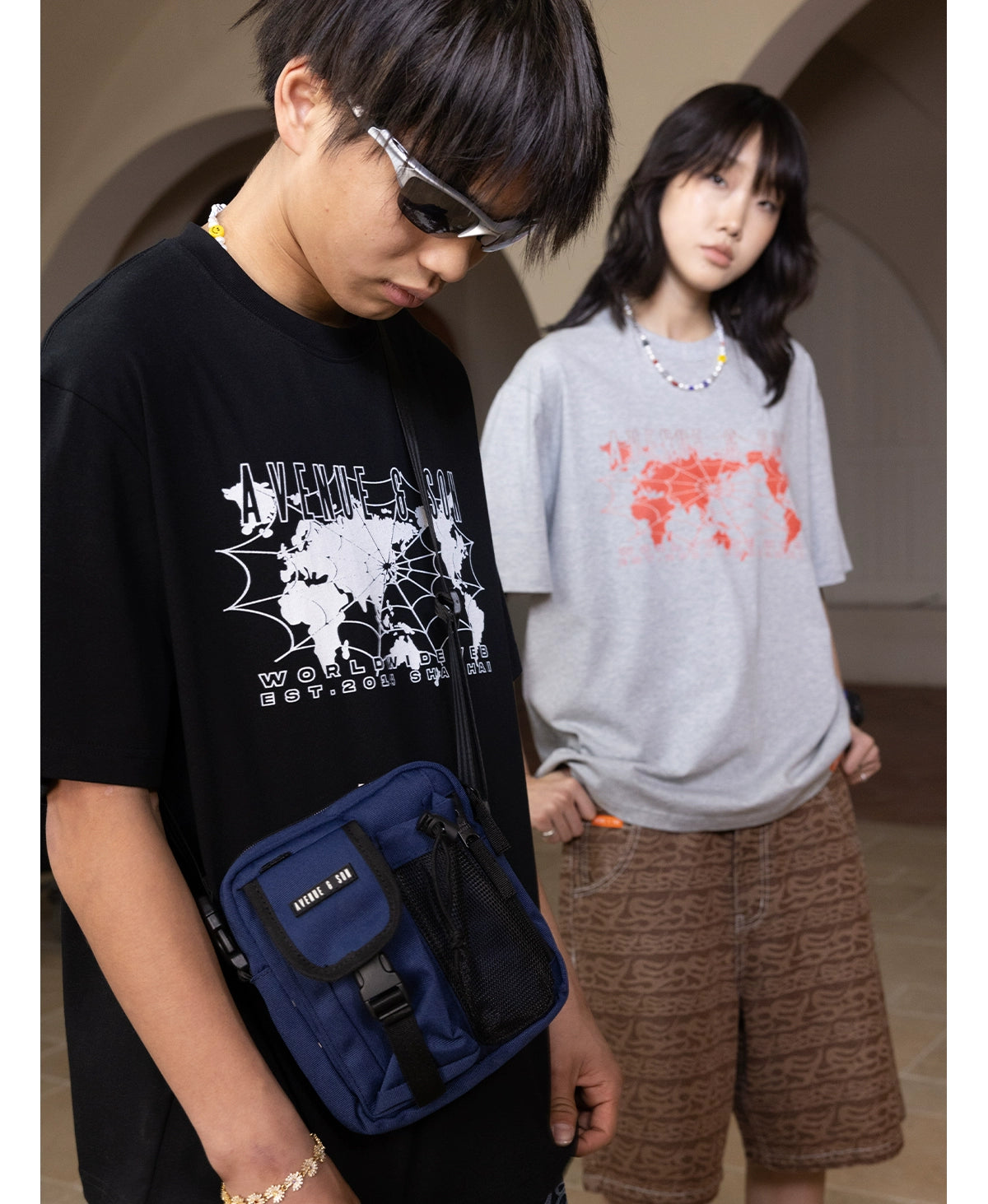 AVENUESON Two-color Internet Map Print LOGO Tee