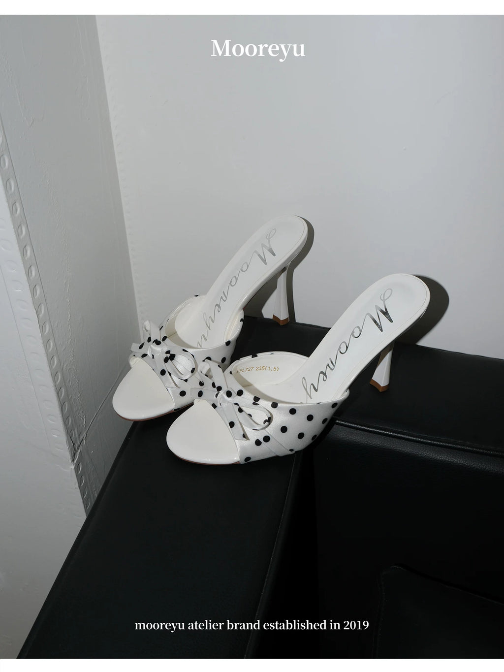 Mooreyu Polka Dot Bow Versatile High Heel Cool Slippers