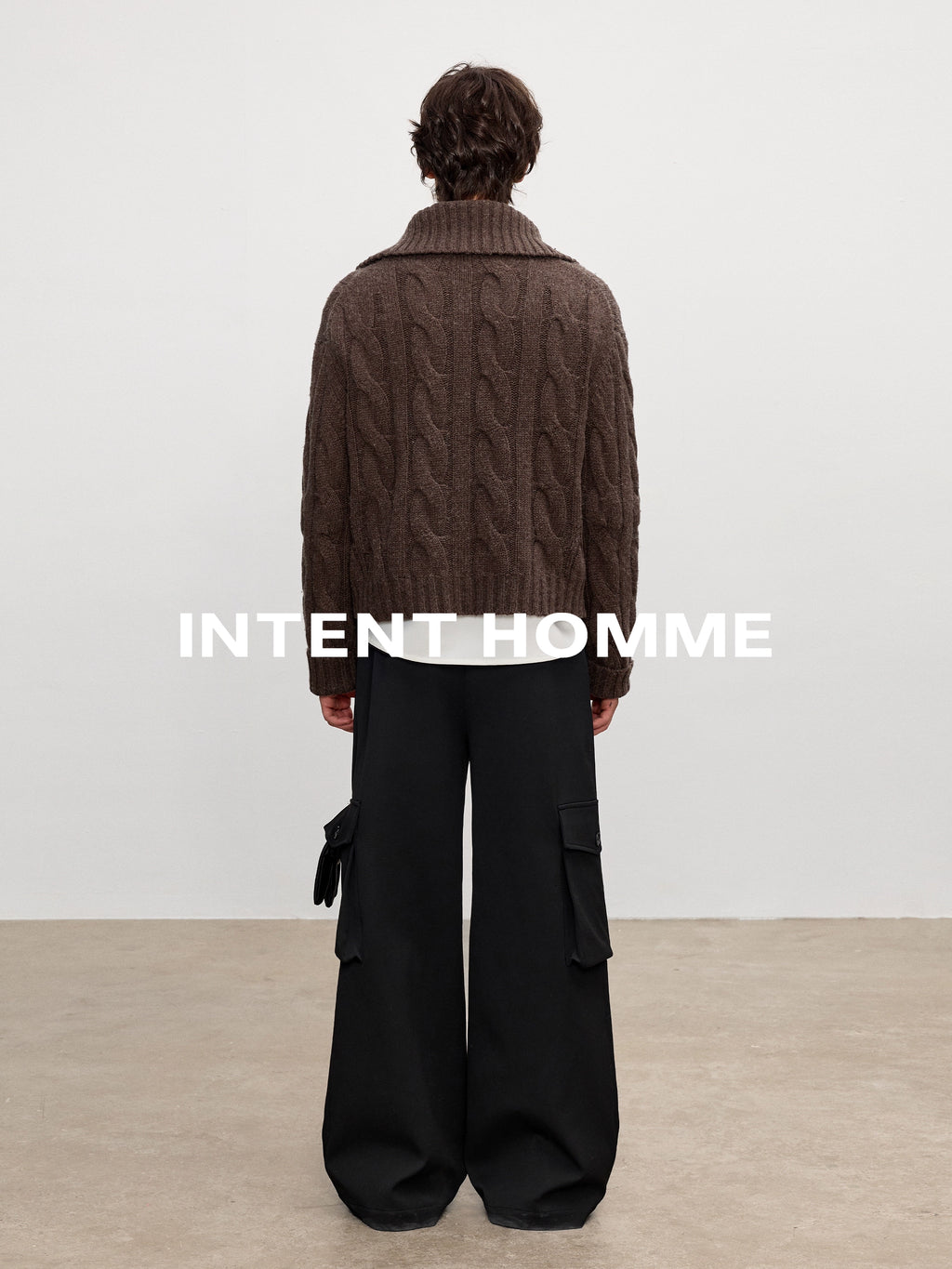 INTENT Vintage Embossed Twisted Thick Needle Sweater