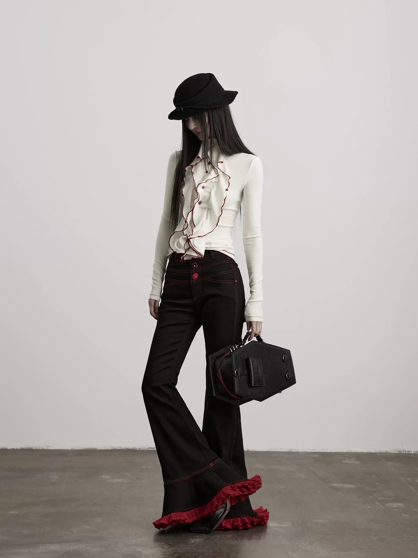 INDULGE Contrast Color Wave Waist Long Sleeve