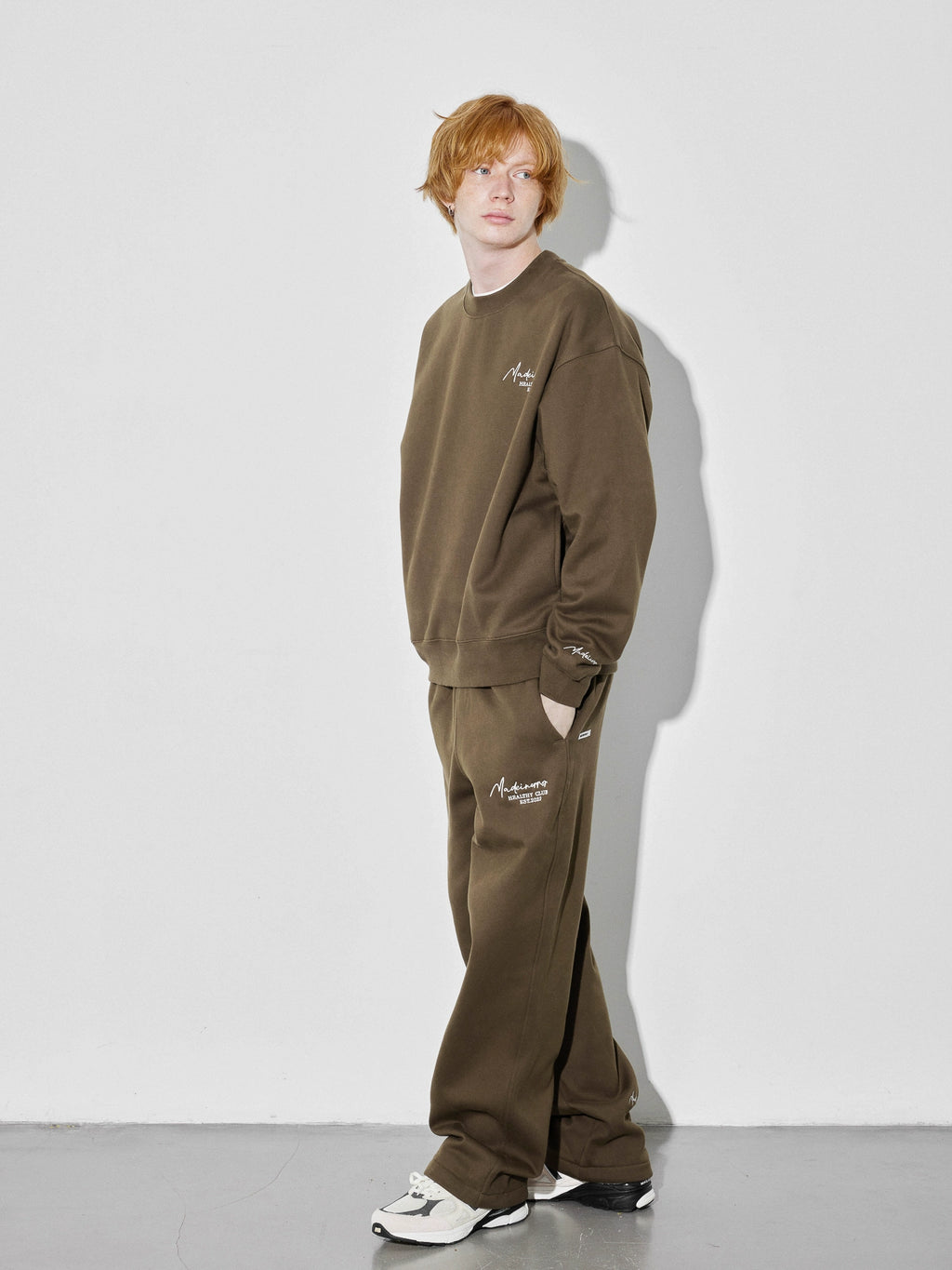 Madeinerror Heavy Embroidered Fleece Straight Casual Pants