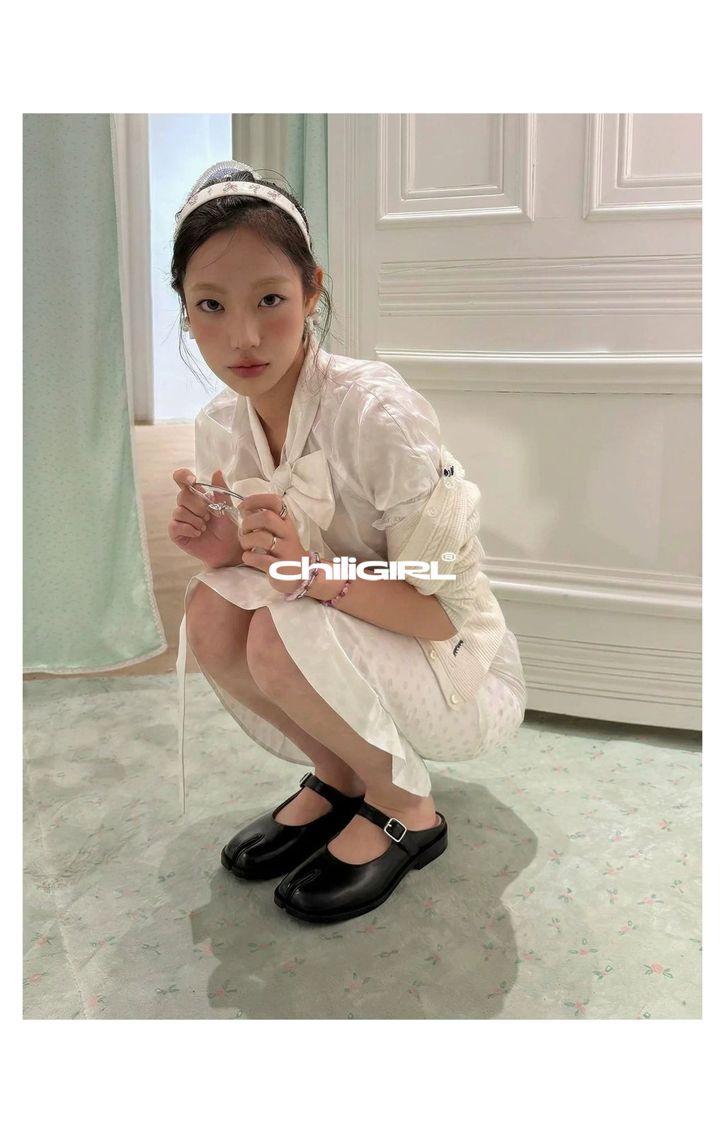 CHILIGIRL Retro Leather Split-toed Toe Slippers