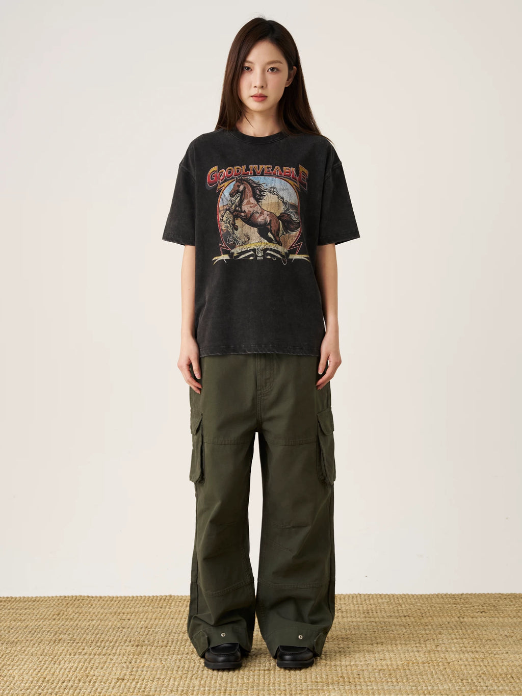 GOODLIVEABLE Retro Versatile Casual Tee