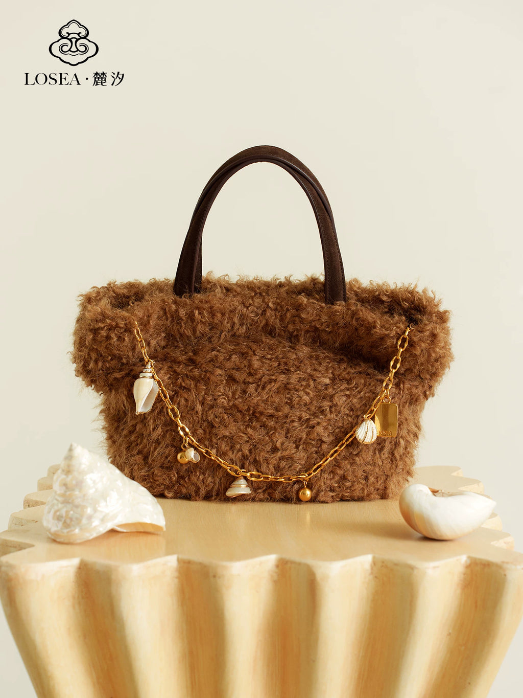 LOSEA Shell Chain Plush Tote Bag