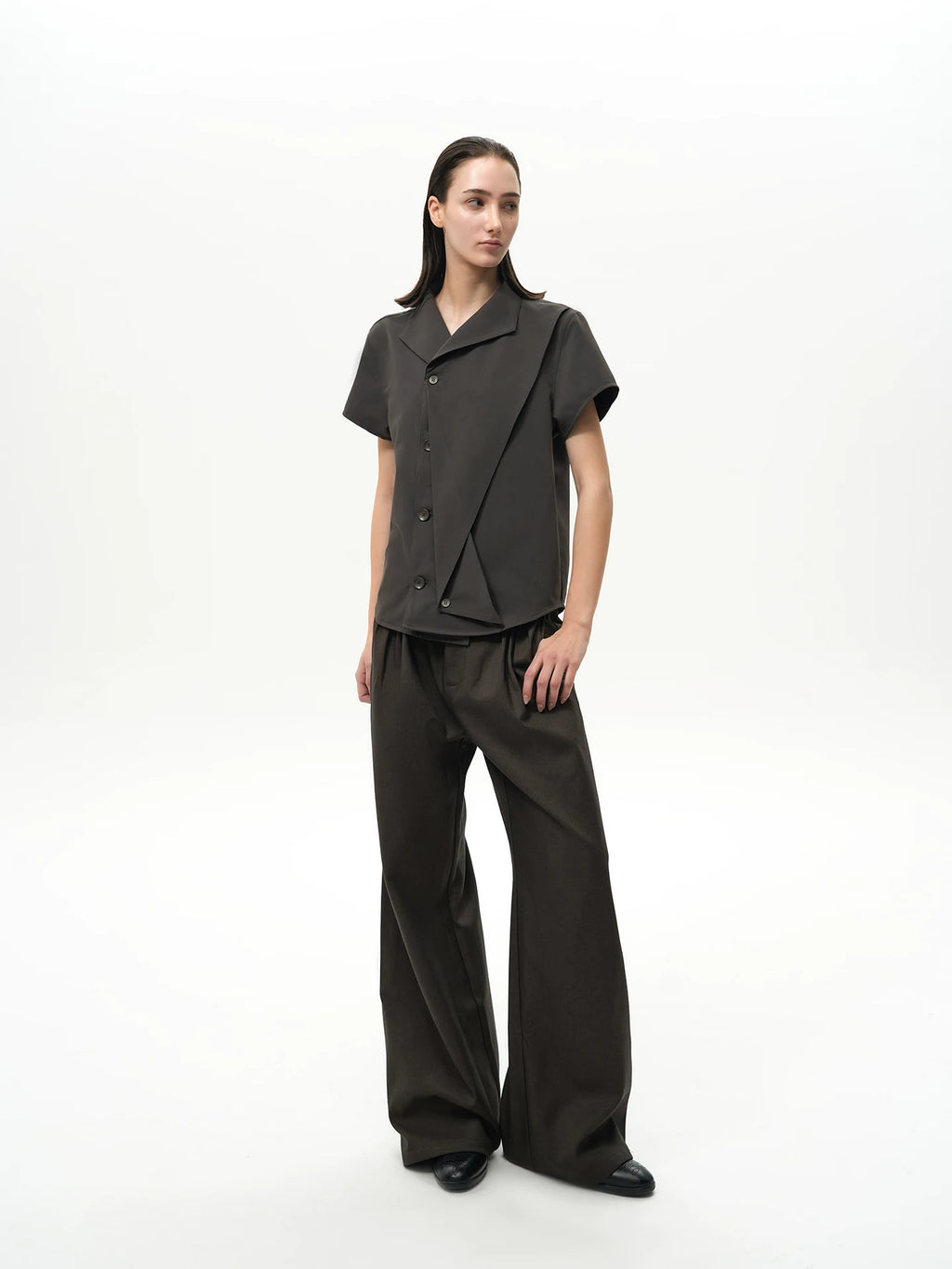 Slight Vogue Folded Flip Sleeve Short Sleeve Shirt