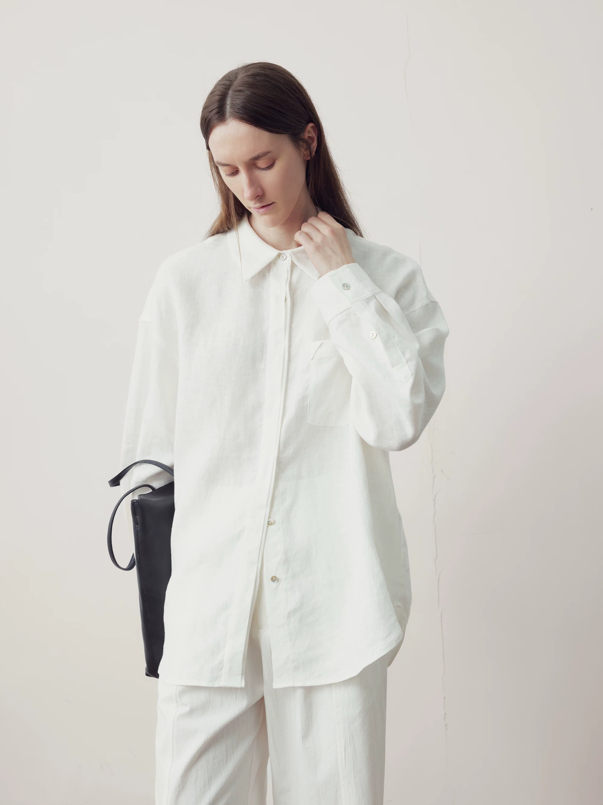 COLN Casual Loose Shoulder Long-sleeved Shirt