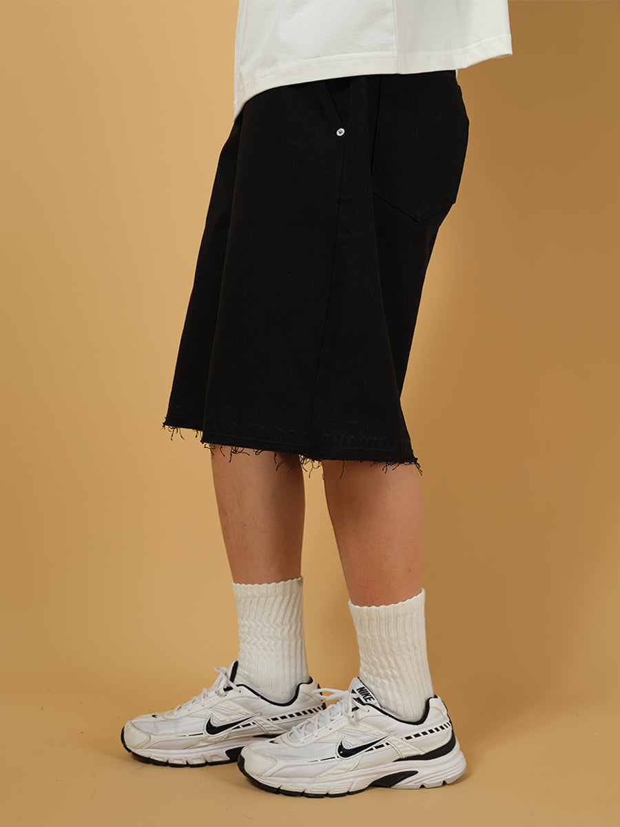 ComicTree washed black loose edge 7 points denim shorts