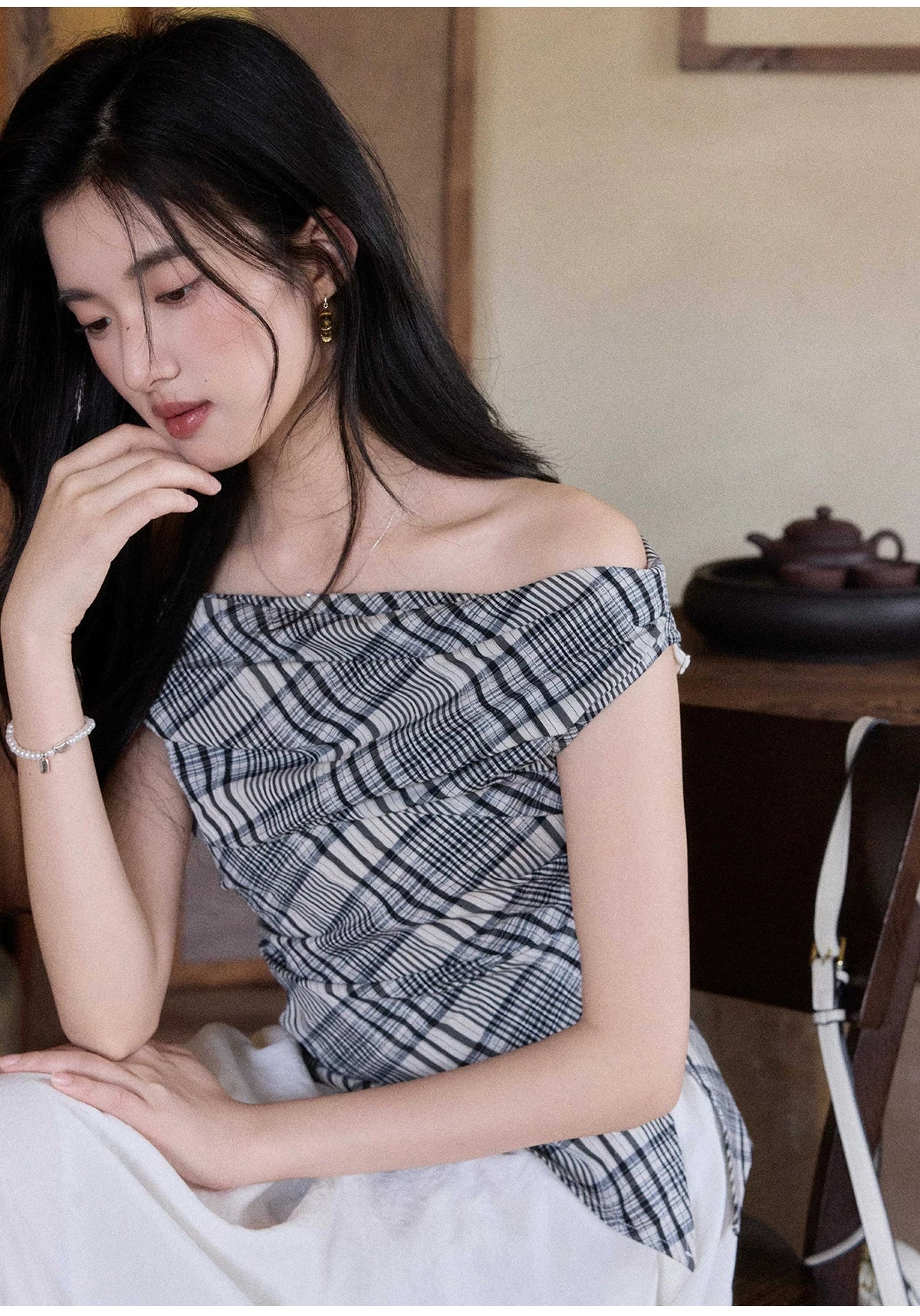 TYANG Retro Plaid Shoulder Top