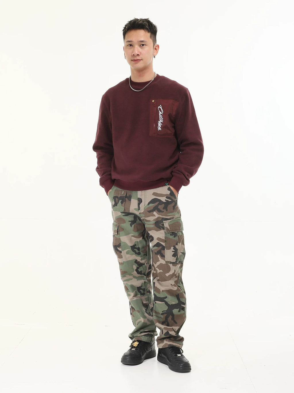 ChillHigh Minimalist Casual Collage Pocket Embroidered Sweater