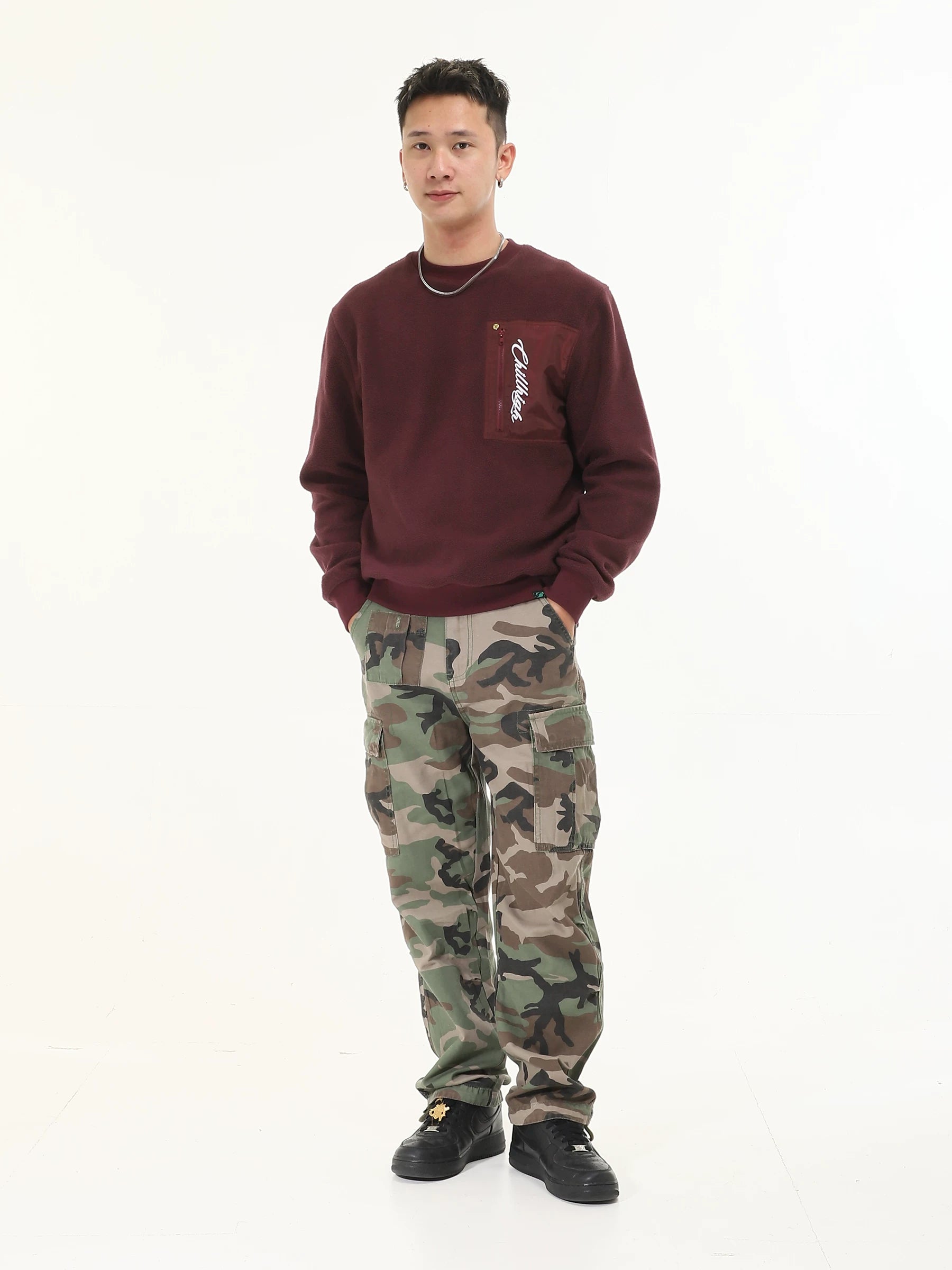 ChillHigh Minimalist Casual Collage Pocket Embroidered Sweater