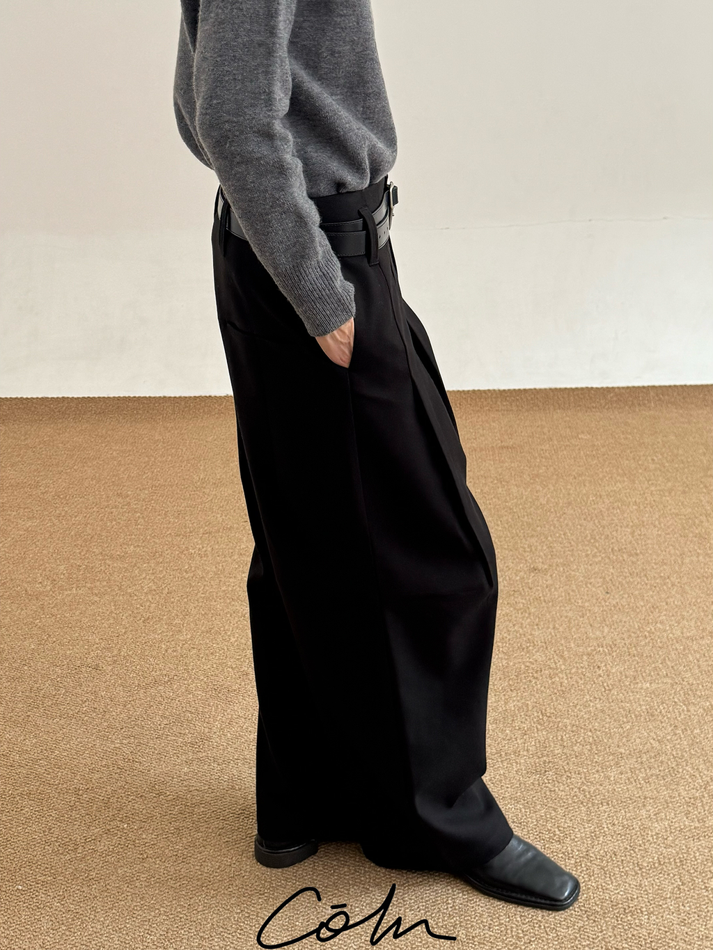 COLN Pleated Casual Woolen Trousers