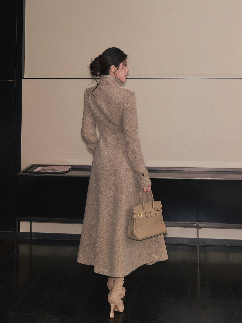 LLROGE Waist Medium and Long Over-knee Temperament Stand-up Collar Woolen Coat