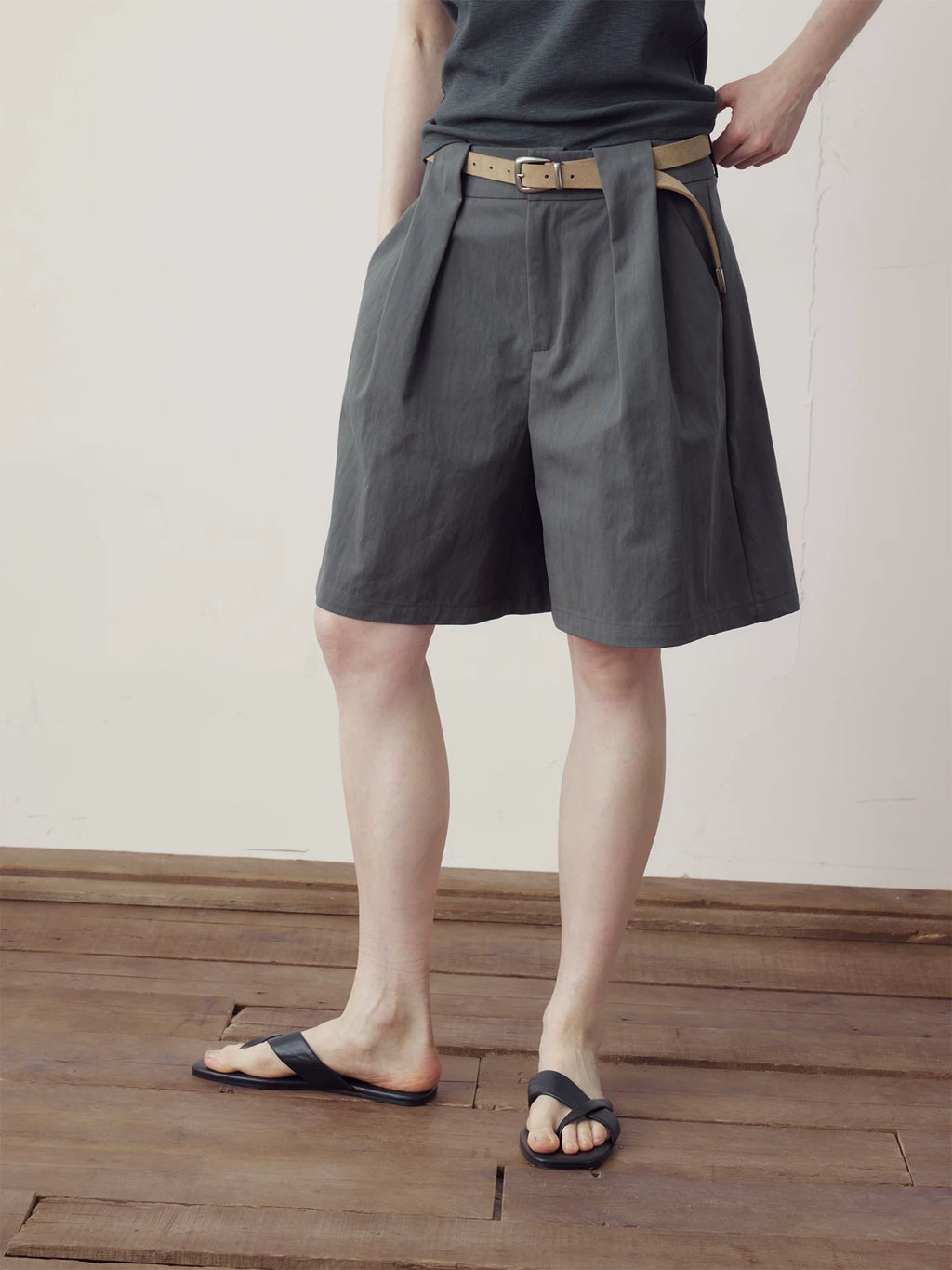 COLN Loose and Versatile Shorts