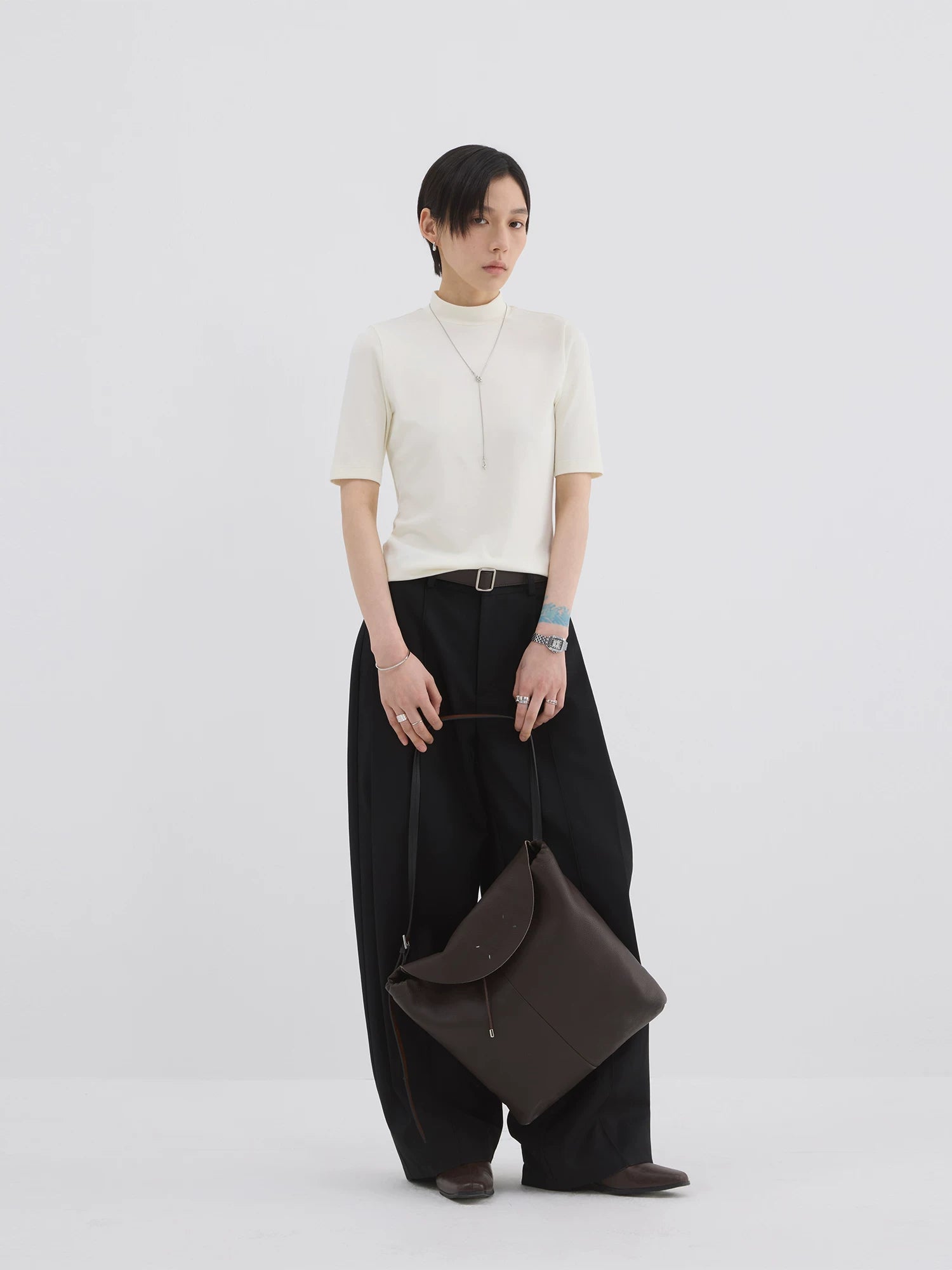 Sameuoo Small Turtleneck Shoulder Tee