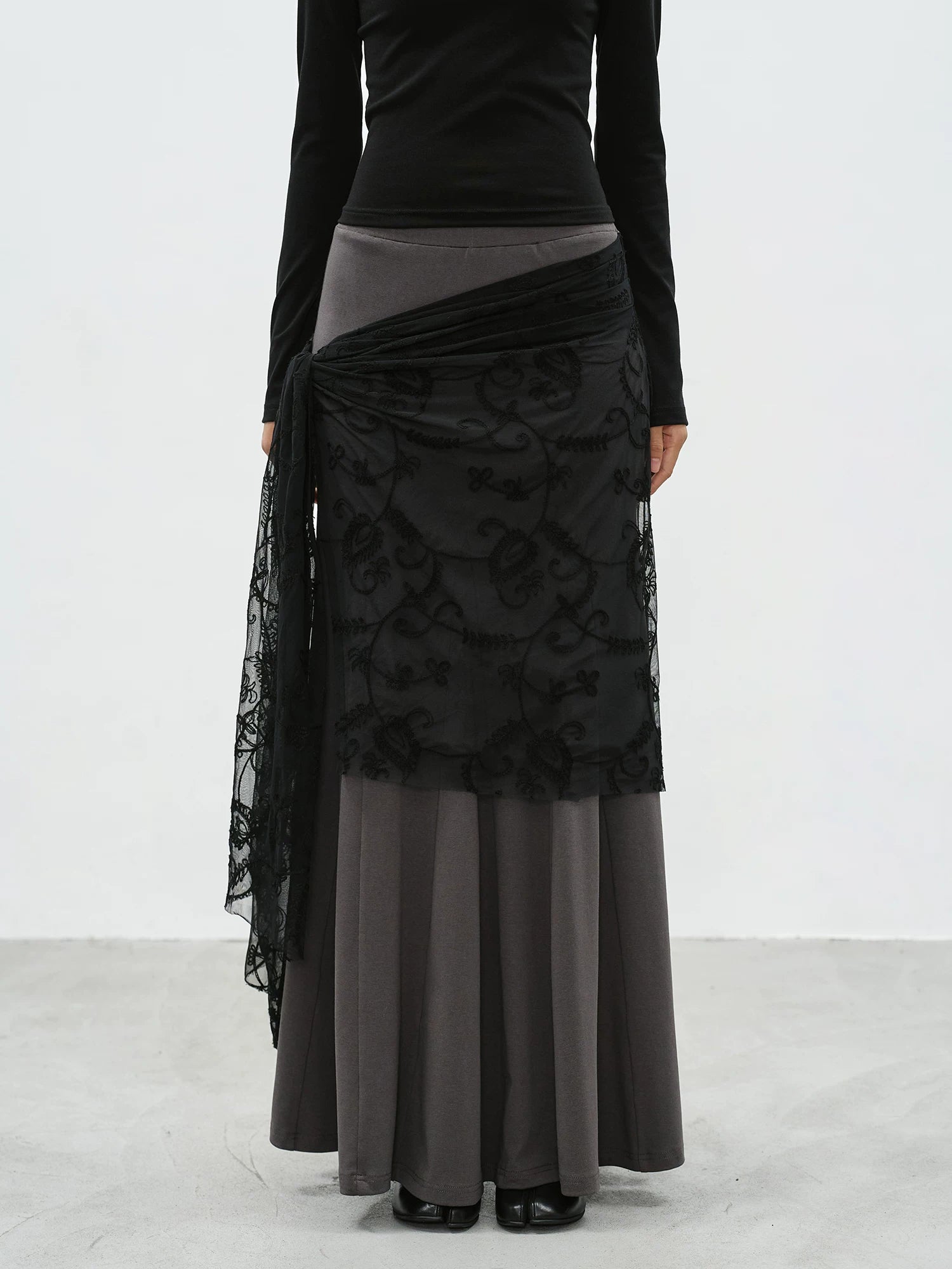 EIGHTHMONTH Lace Strap Irregular Long Dress