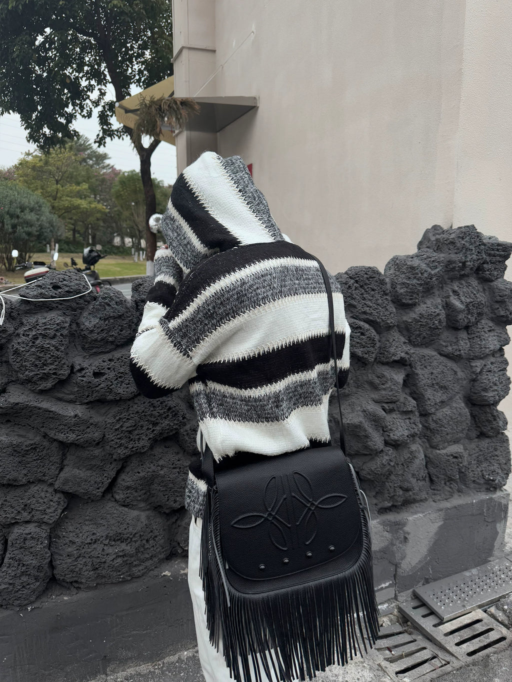 TERRAINCOGNITA Fringed Pearl Crossbody Shoulder Bag