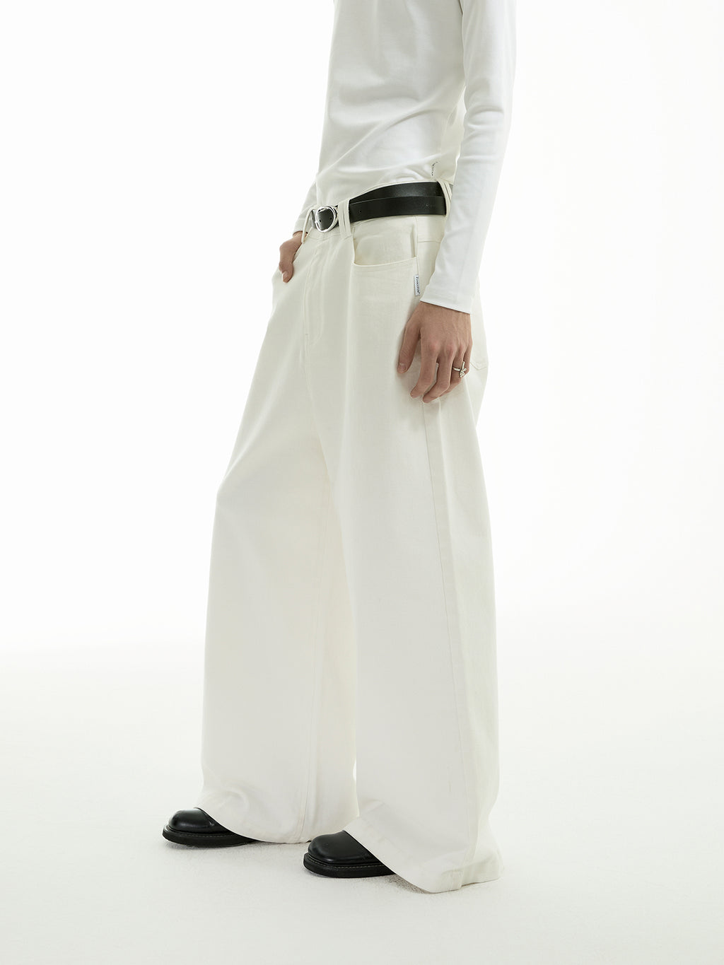 FUNKYFUN Silhouette Twill Slacks