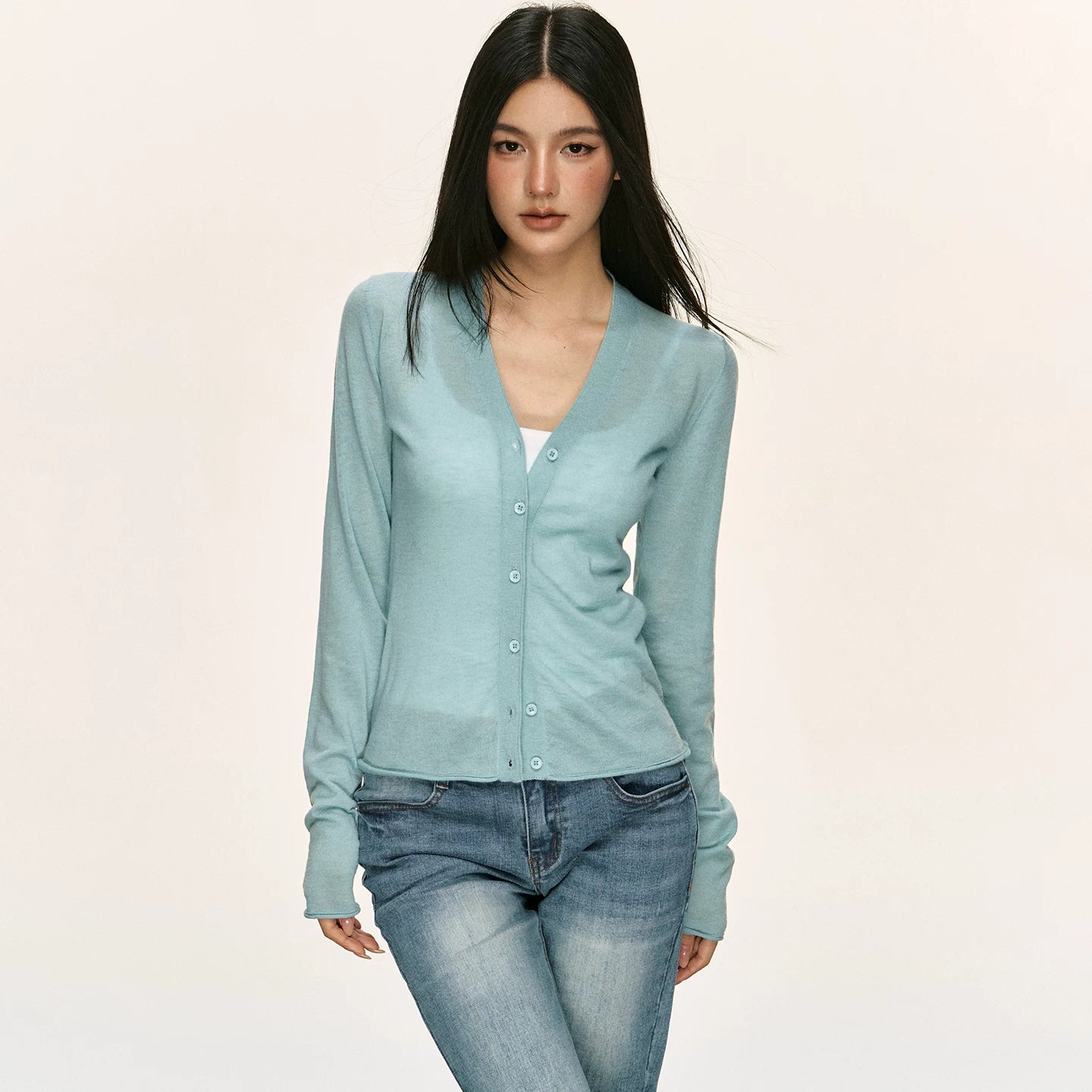 Anna Aneae V-neck Slim-fit Slim-fit Knitted Cardigan