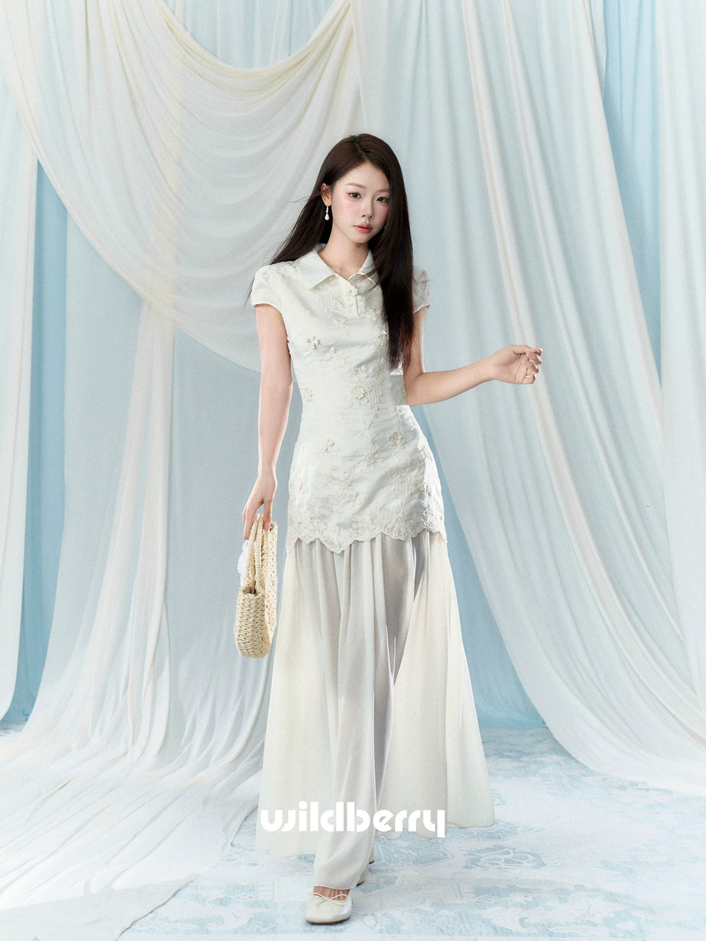 Wildberry Splicing Waist Embroidery Dress