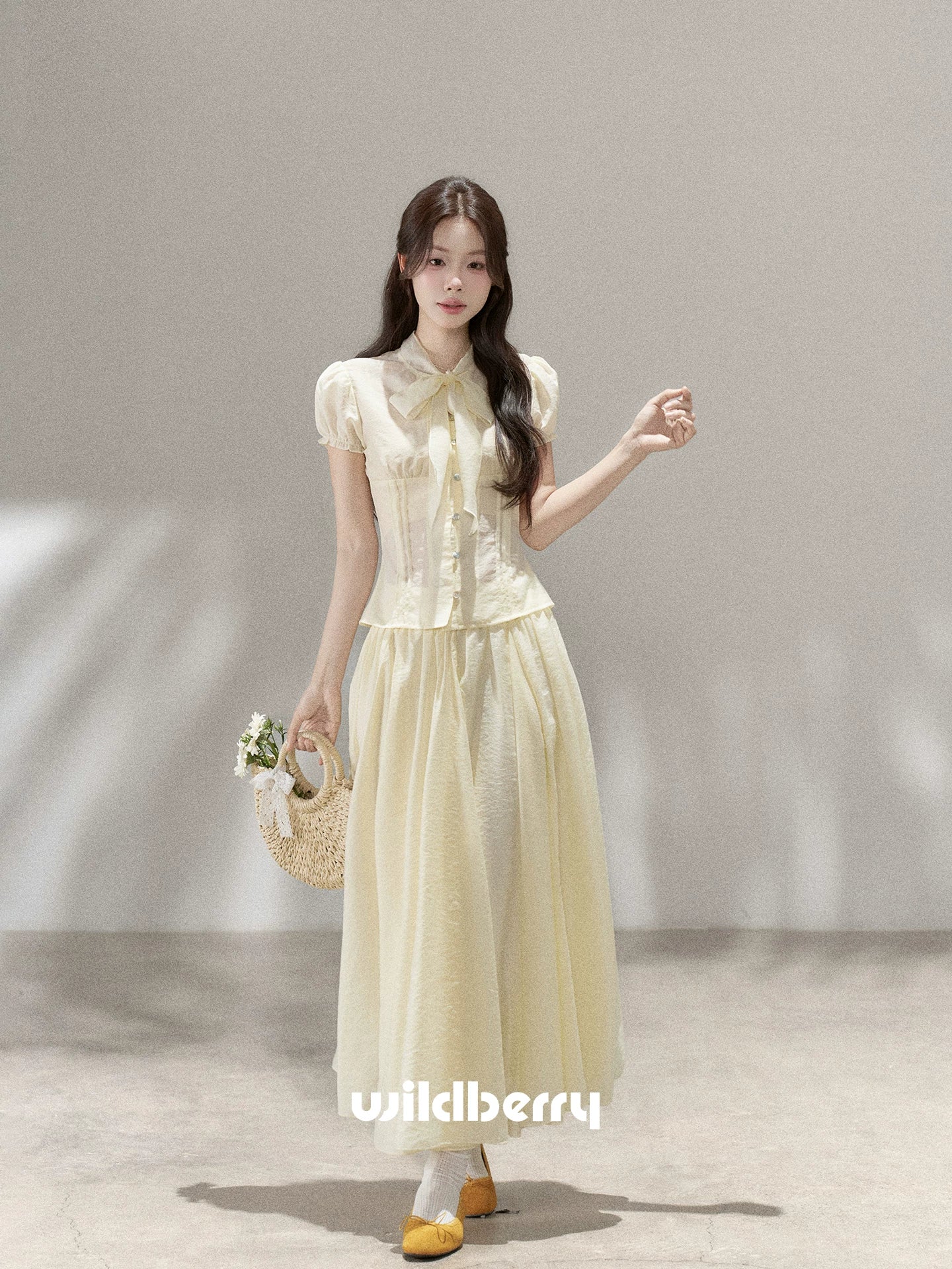 Wildberry Skinny Shirt A-word Skirt Two-piece Set