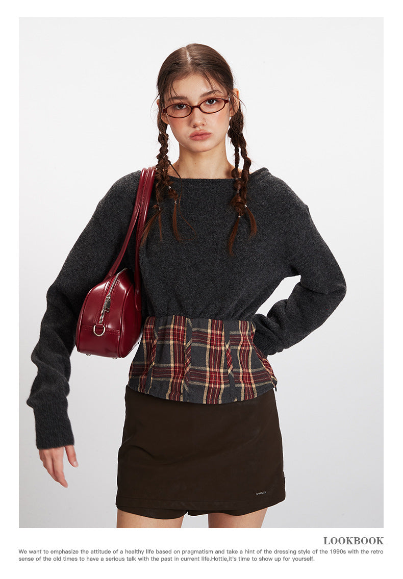 Nariele Short Stitched Slim-Fit Knitted Sweater