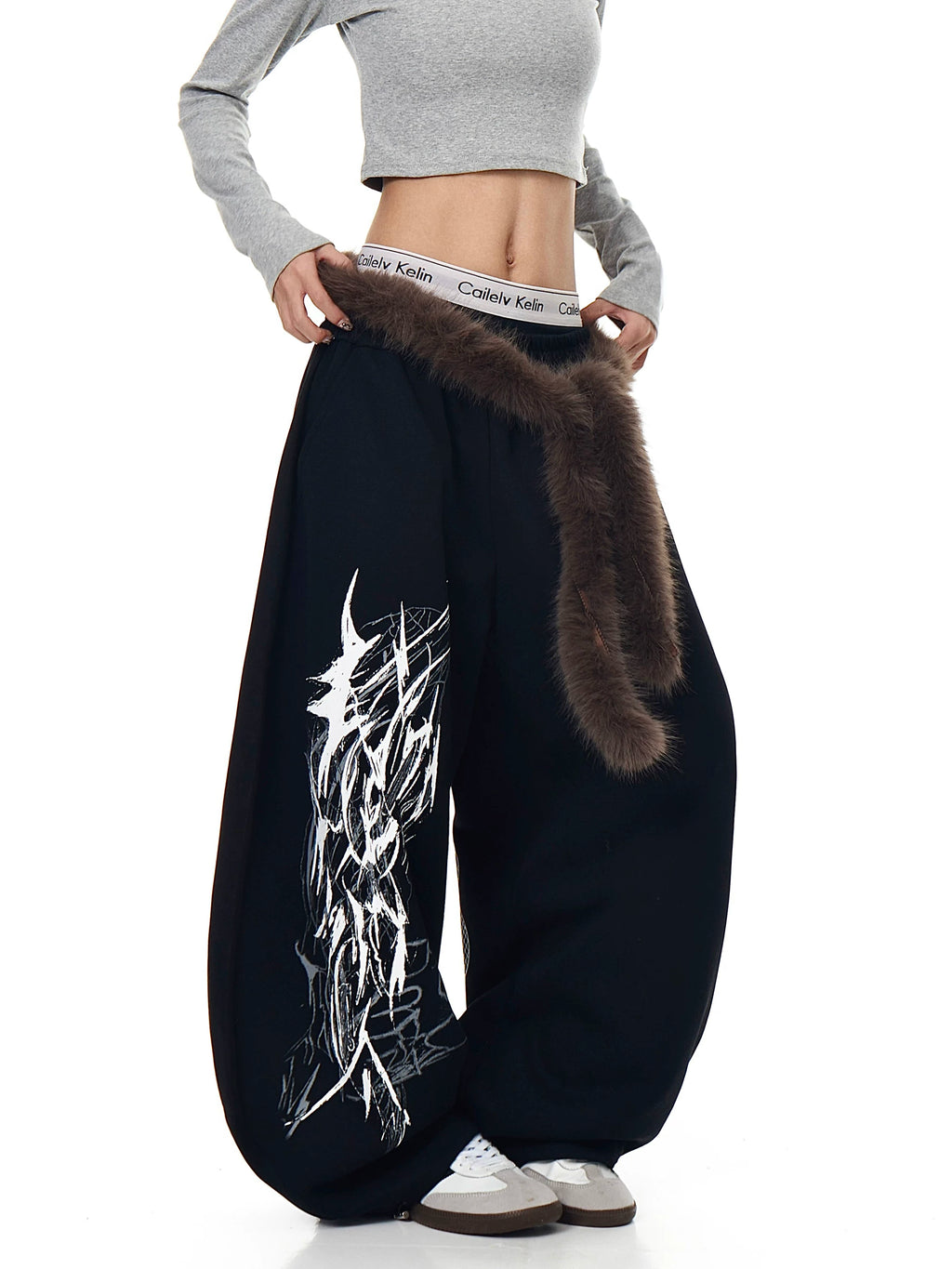 BLACKLISTS Vintage Plush Belt Scimitar Sweatpants