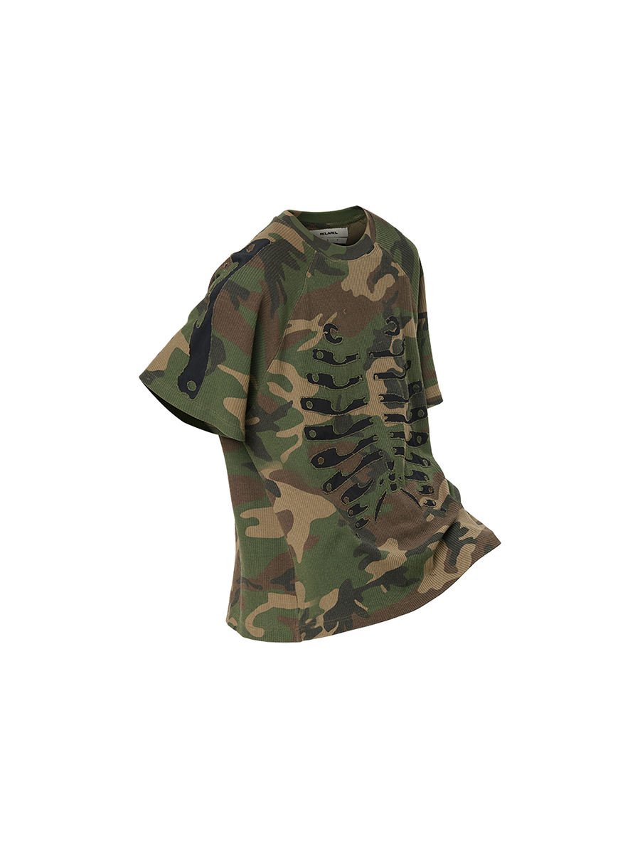RELABEL Sticker Embroidery Camouflage Tee