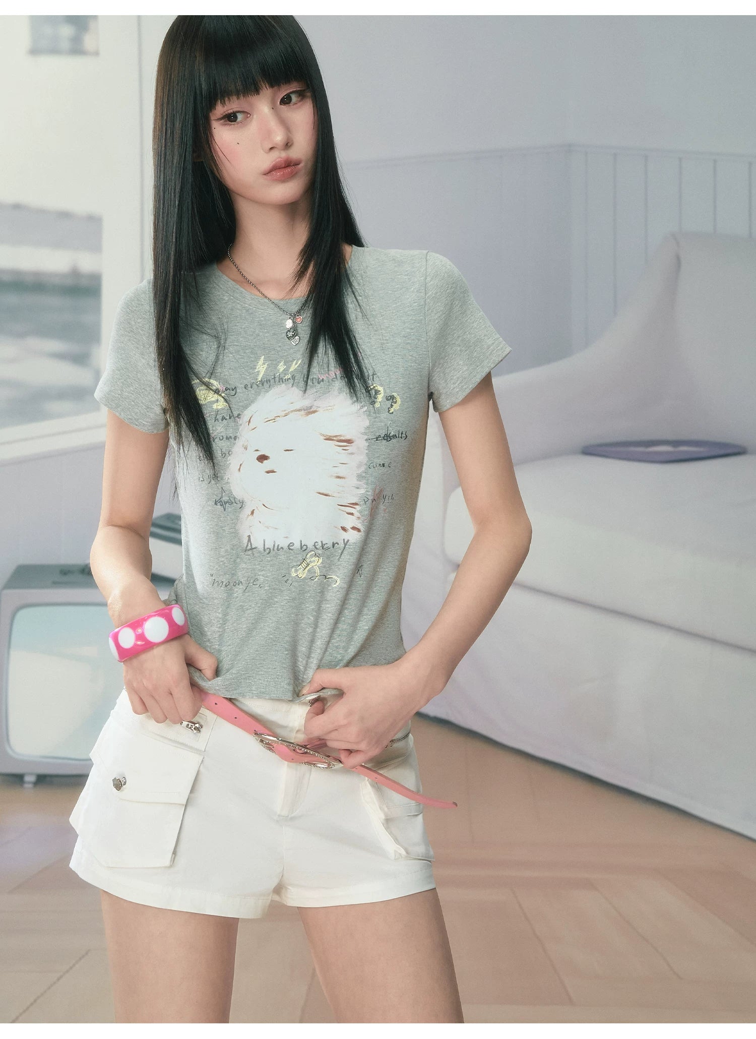 Ablueberry Slim and Thin Versatile Tee