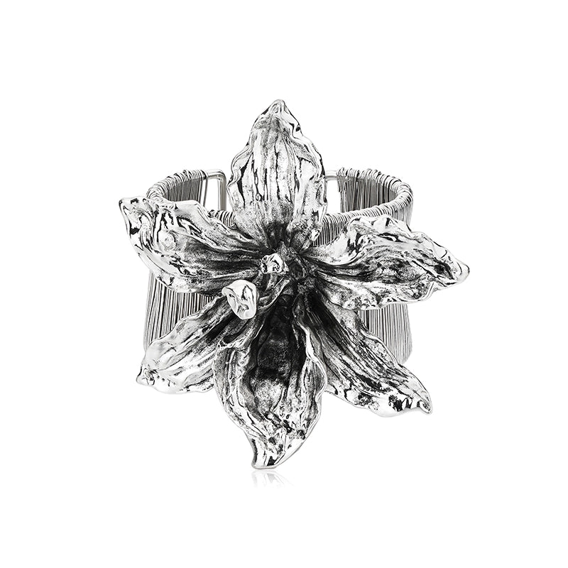 1JINN Retro Court Style Metal Three-dimensional Flower Bracelet
