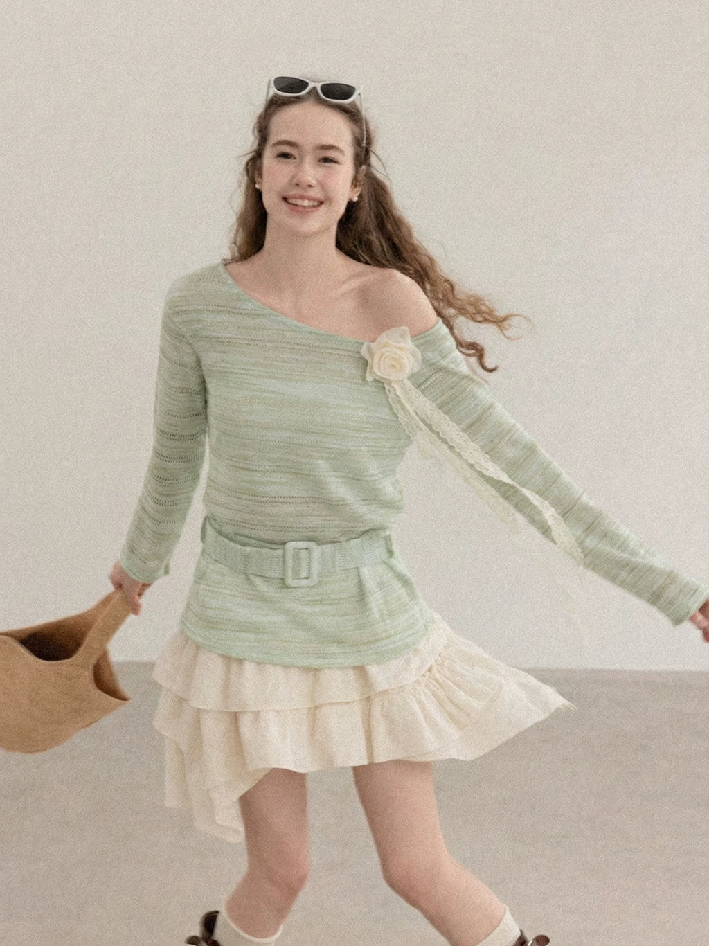 Cantonstory Temperament Slanted Shoulders Waist Long Sleeves