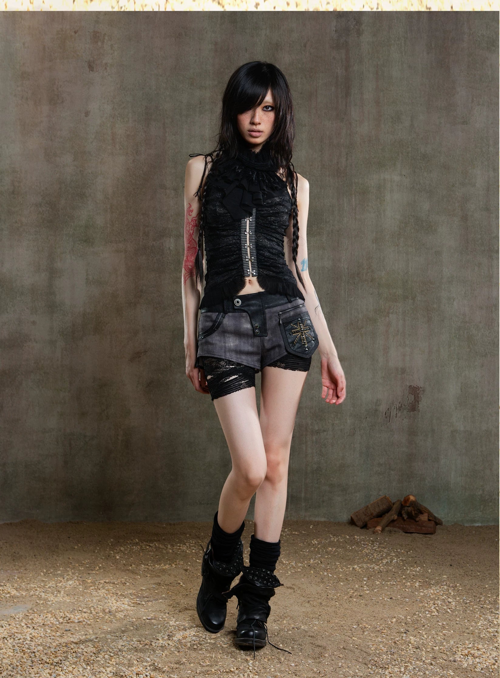 ARIADNAw Multi-pleated Backless Slim Lace Camisole