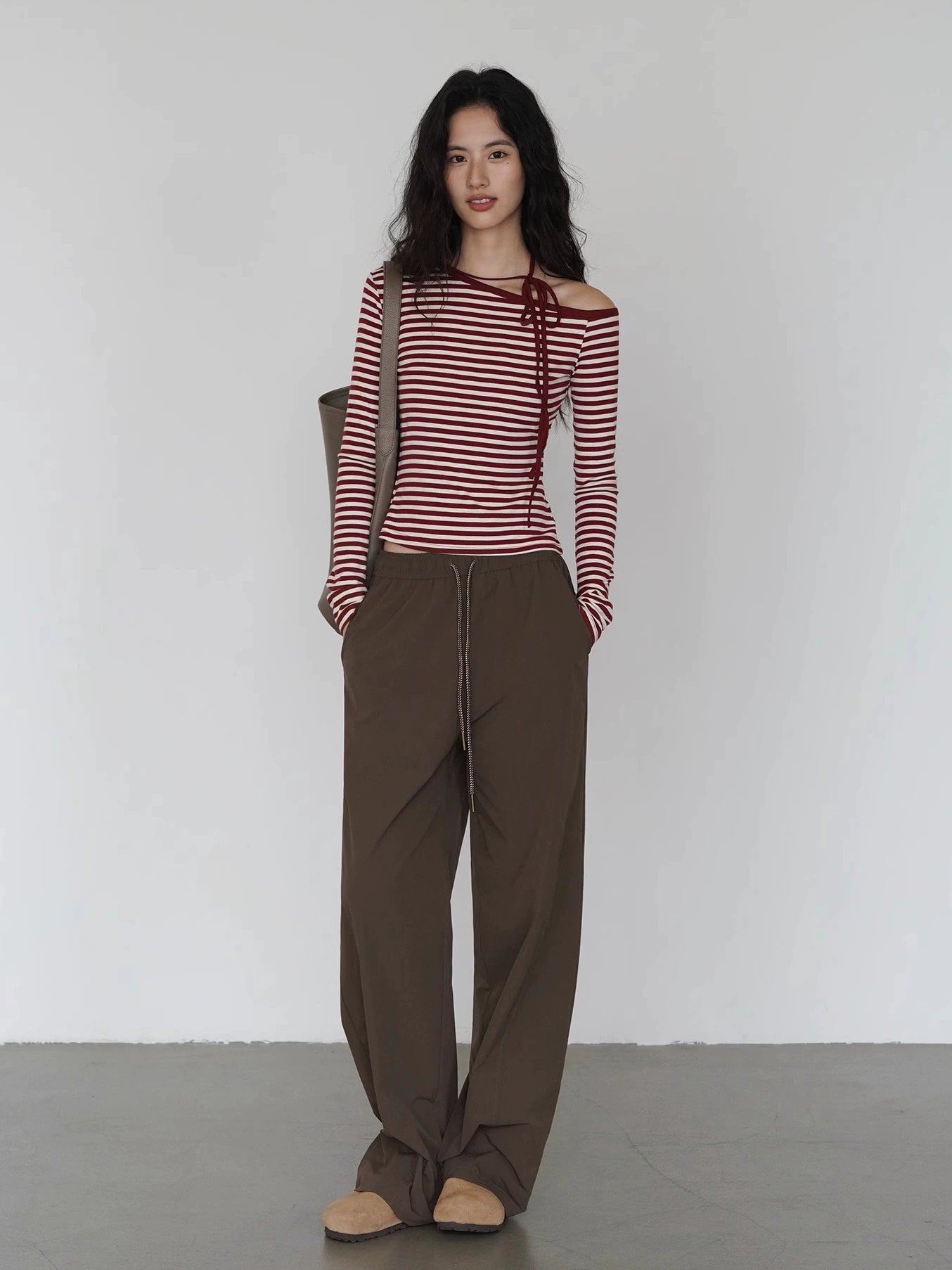 EIGHTHMONTH Striped Off-the-shoulder Strap Korean Long Sleeve