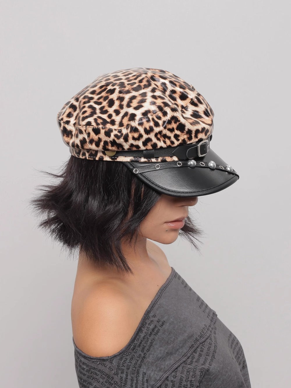WORLDWIDE  Punk Leopard Rivet Leather Buckle Babes Beret