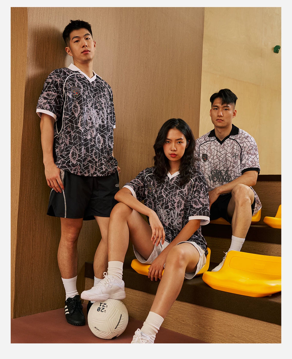 LUSHISI Sports and Leisure Quick-Drying Light and Breathable TEE