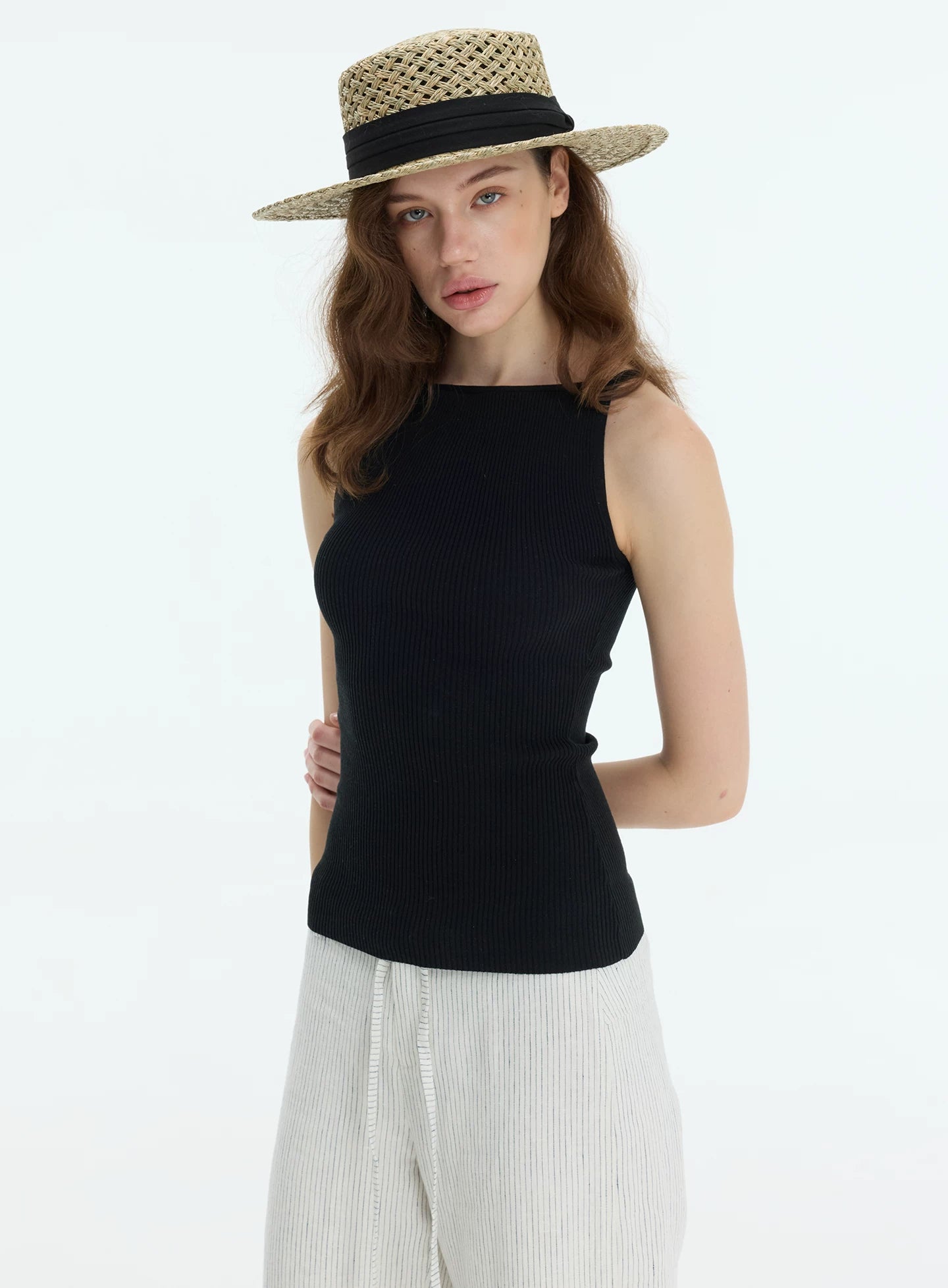 Veryrareme One-Neck Knitted Sling Vest