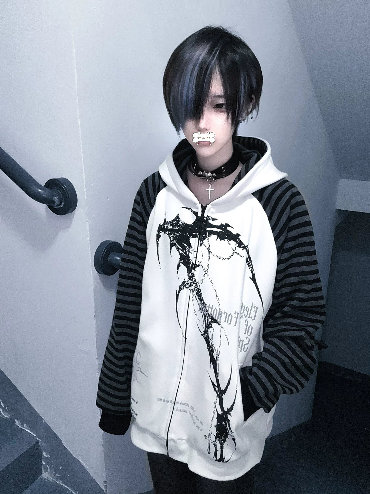 Wetbody Tattoo Print Loose Extra Thin Hooded Sweater