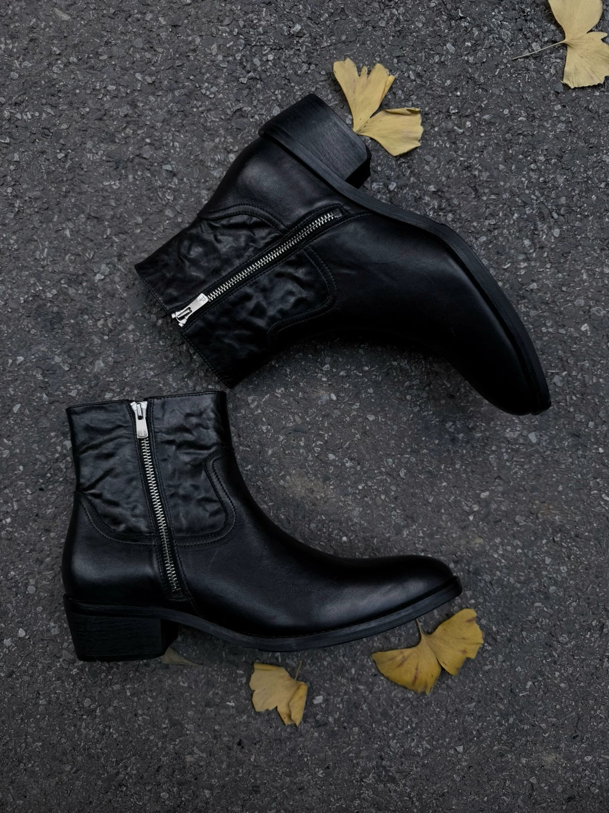 AMBSOM Pointed Yuppie High-top Chelsea Boots