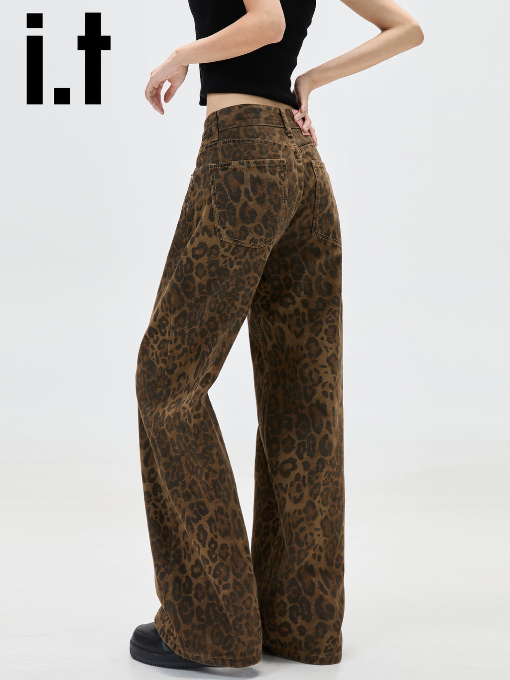 IT: CHOCOOLATE Wide-leg Jeans