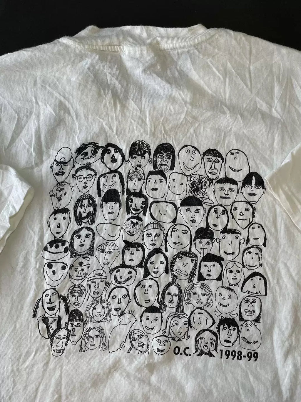 Wang Youbing Retro Hand-painted Fun Face Group Portrait Tee