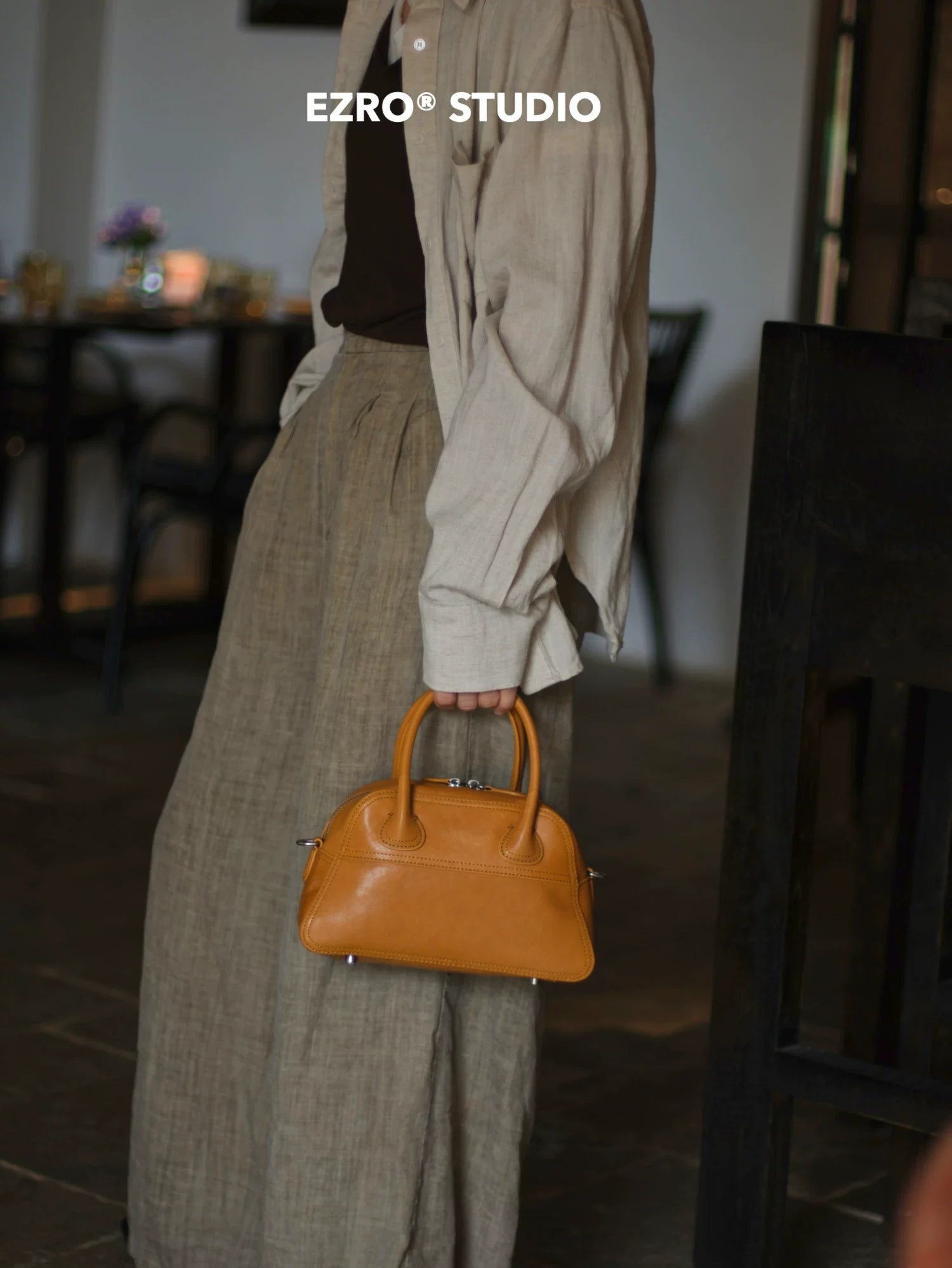 EZRO Simple and Versatile Leather Handbag
